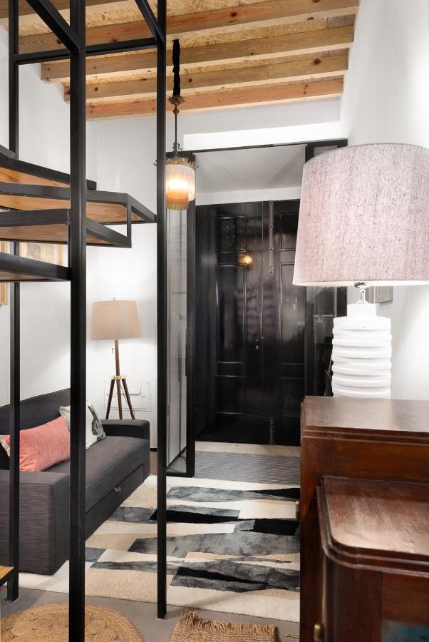 National Theatre Trendy Appartement